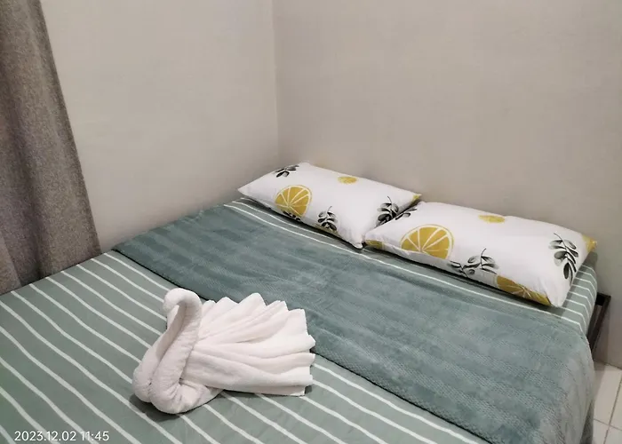 Corner House With Parking 4-10 Pax Hébergement de vacances *