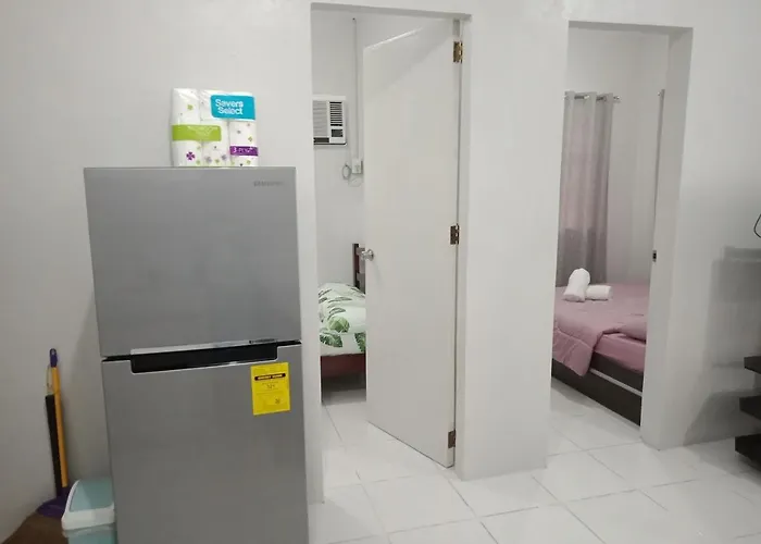 Corner House With Parking 4-10 Pax